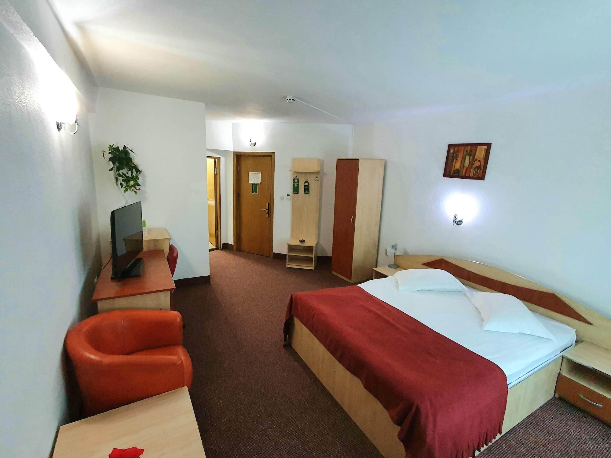 Hotel Cornul Vanatorului Piteşti Eksteriør bilde