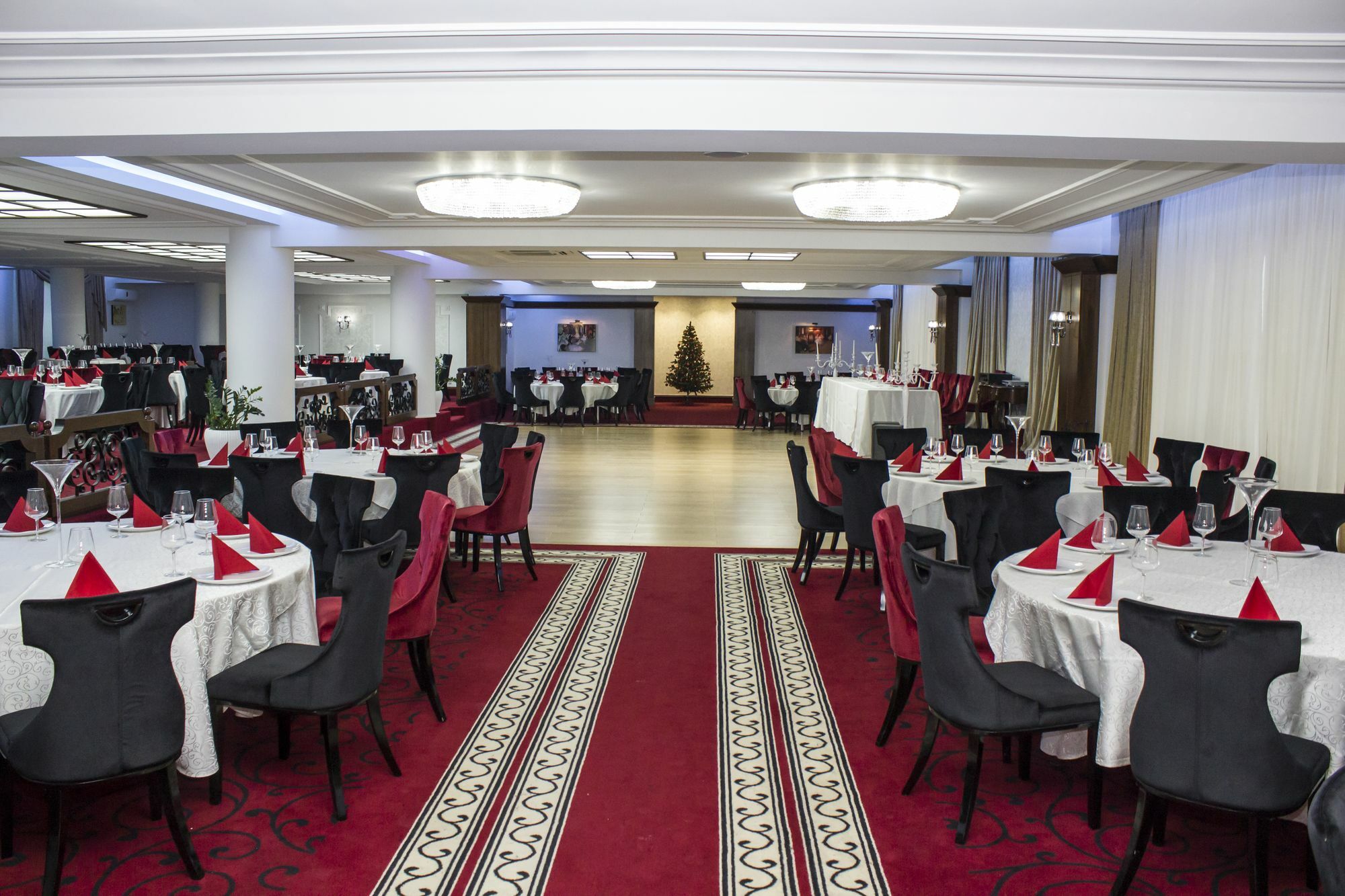 Hotel Cornul Vanatorului Piteşti Eksteriør bilde